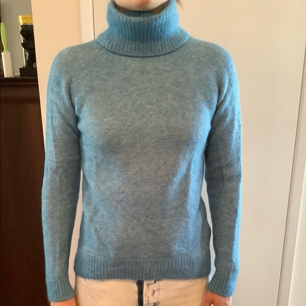 Gestuz sweater